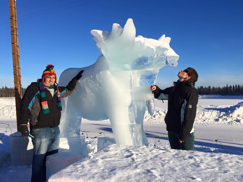 Fellow travel hacker/blogger Dawn and I made a new friend in Fairbanks, Alaska