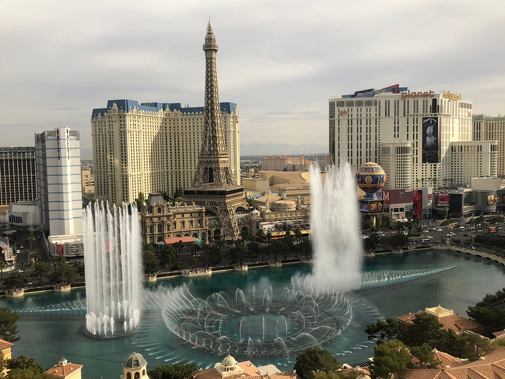 a water fountains in Bellagio
